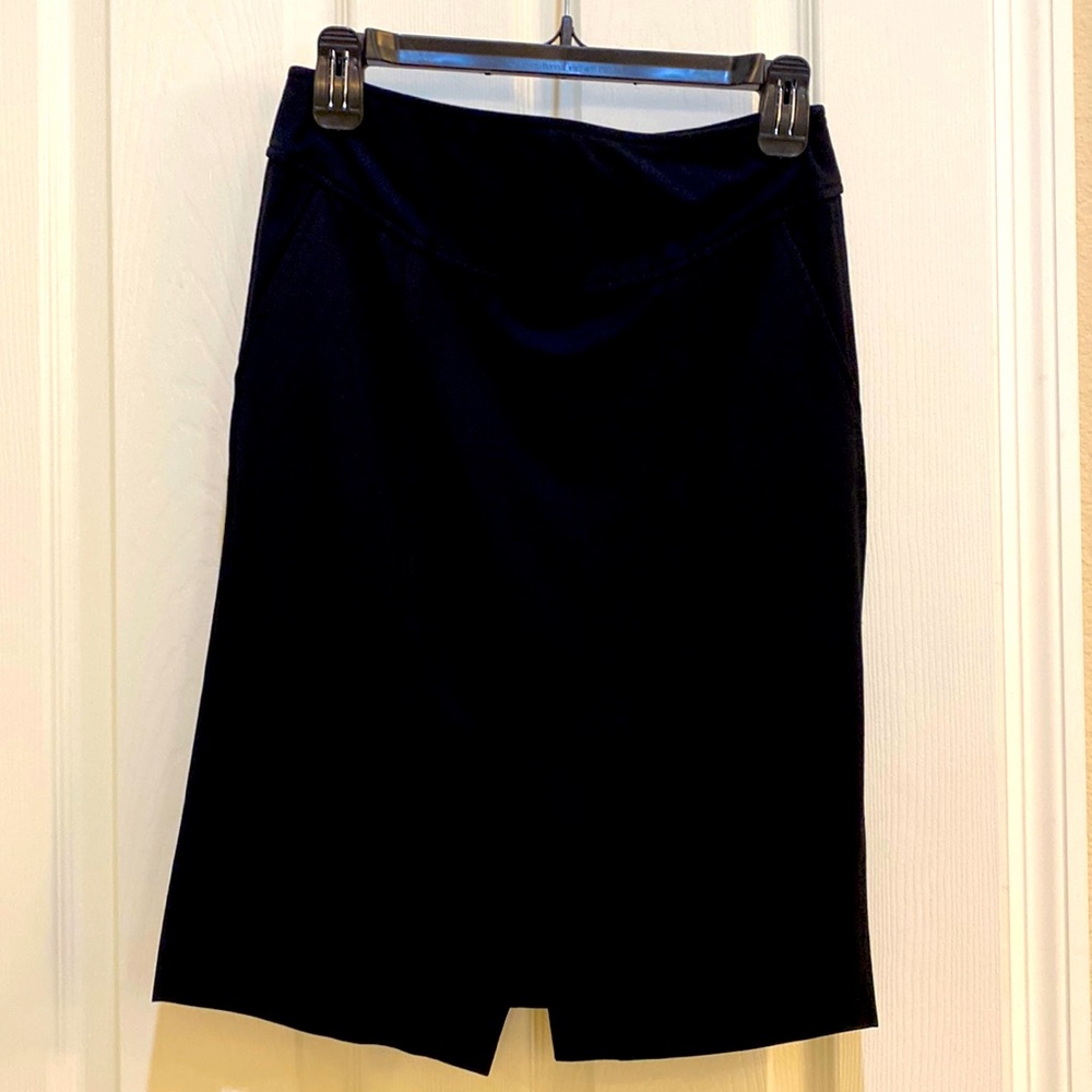 Banana Republic | Black Stretch pencil skirt